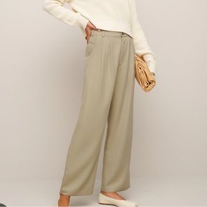 ✴️ NWT REFORMATION MASON CROPPED PANT LIGHT KHAKI SIZE 4
